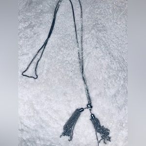 OS Silver tassel necklace